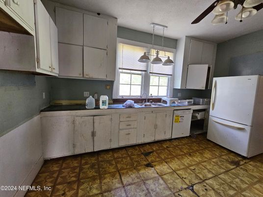 Interior, Kitchen, Pendant Lights