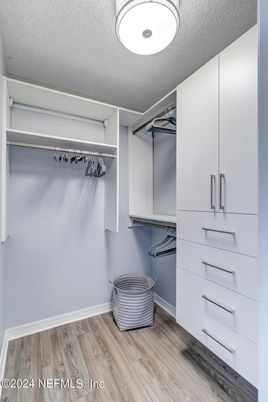 Interior, Walk-in Closets, Wood Texture Flooring