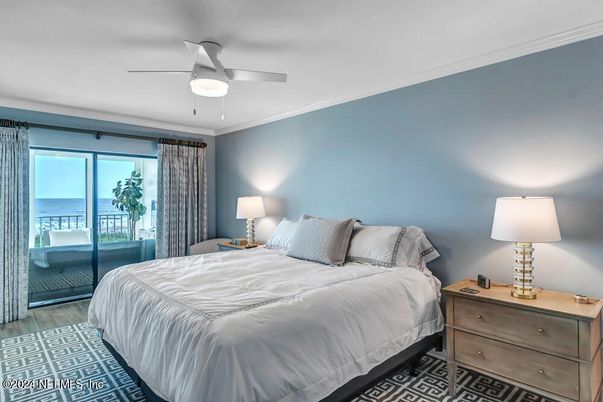 Bedroom, Interior, Water, Wood Texture Flooring