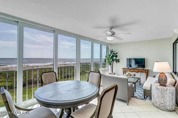 Dining room, Interior, Sun Room, Water