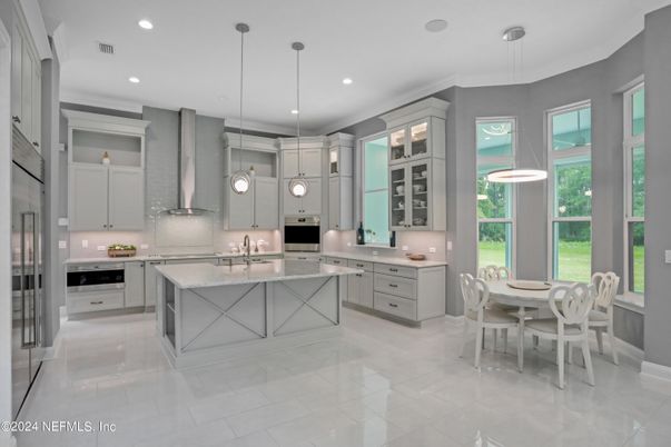 Dining room, Interior, Kitchen, Pendant Lights, Recessed Lighting, Stainless Steel Appliances