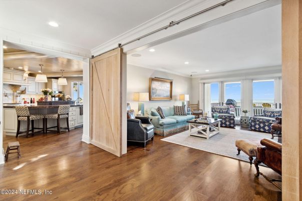 Interior, Kitchen, Living room, Pendant Lights, Recessed Lighting, Wood Texture Flooring