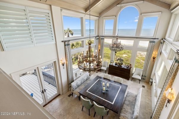 Chandelier, Dining room, Interior, Living room, Water