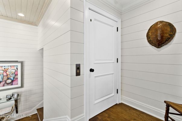 Elevator, Interior, Recessed Lighting, Wood Texture Flooring