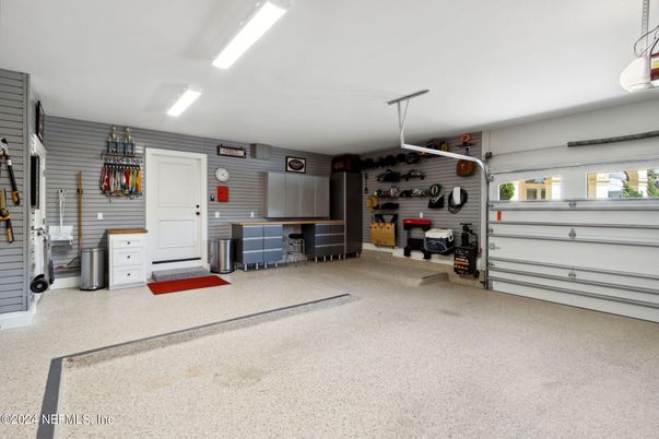 Garage, Interior