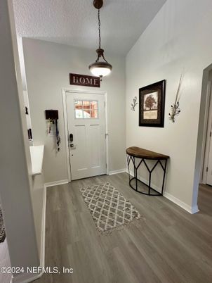 Interior, Pendant Lights, Wood Texture Flooring
