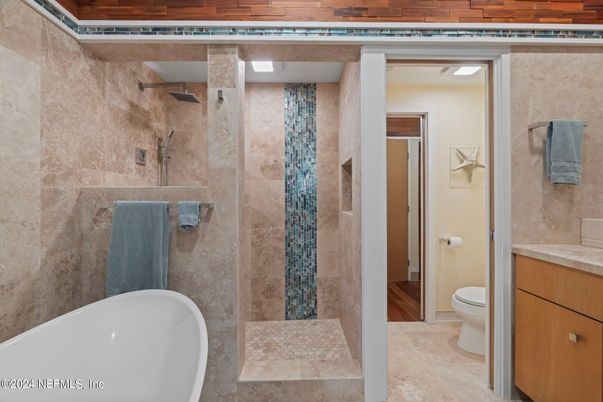 Bathroom, Free Standing Baths, Interior