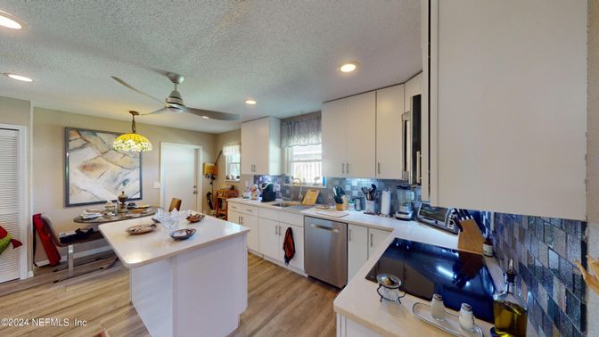 Interior, Kitchen, Recessed Lighting, Wood Texture Flooring