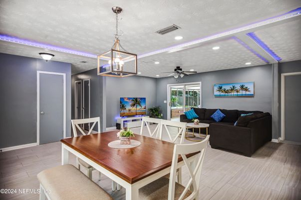 Dining room, Interior, Living room, Pendant Lights, Recessed Lighting, Wood Texture Flooring