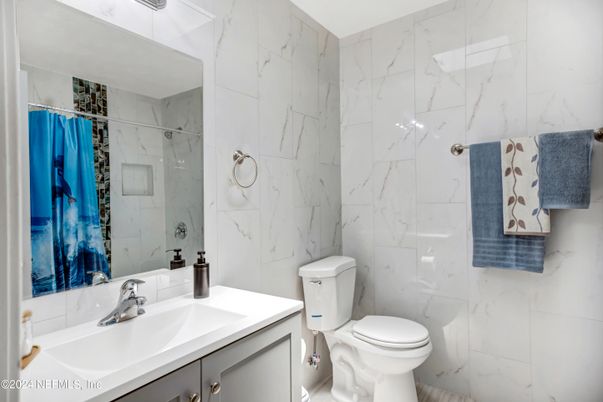 Bathroom, Interior, Marble Walls