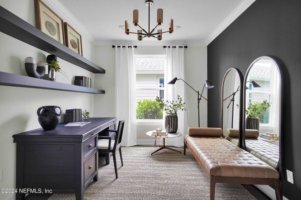 Home Office, Interior