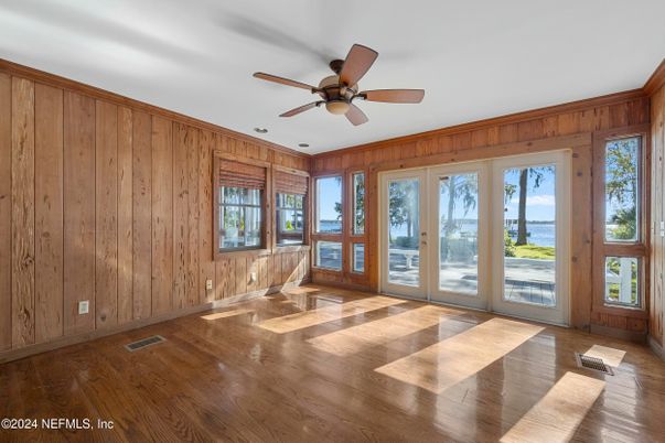 Empty room, Interior, Wood Texture Flooring, Wooden Walls