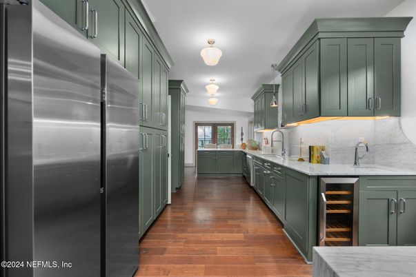 Interior, Kitchen, Stainless Steel Appliances, Wood Texture Flooring