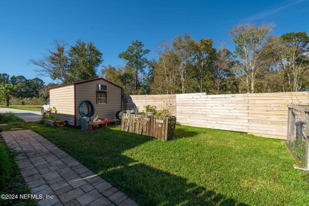 Backyard, Exterior