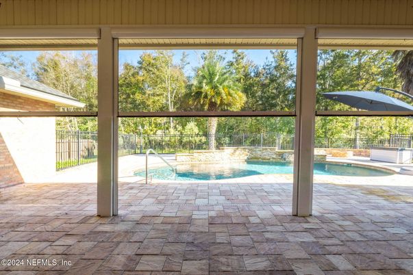 Interior, Pool, Sun Room