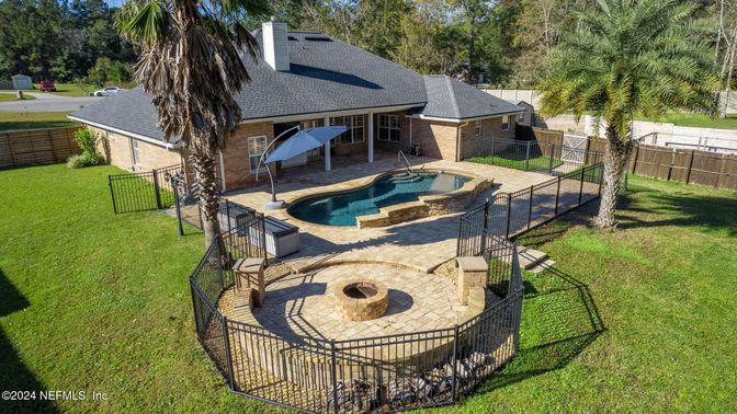 Backyard, Exterior, Pool