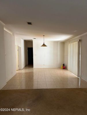 Empty room, Interior, Pendant Lights