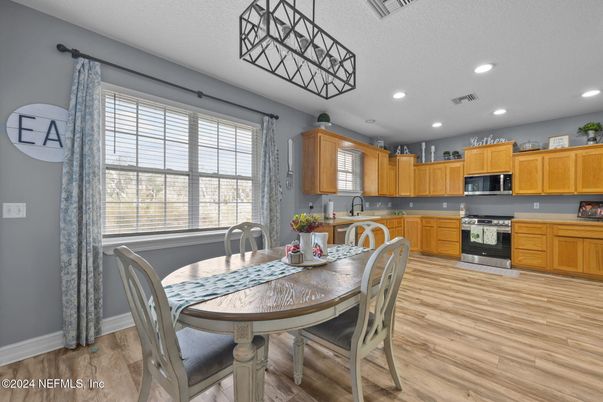 Dining room, Interior, Kitchen, Recessed Lighting, Wood Texture Flooring