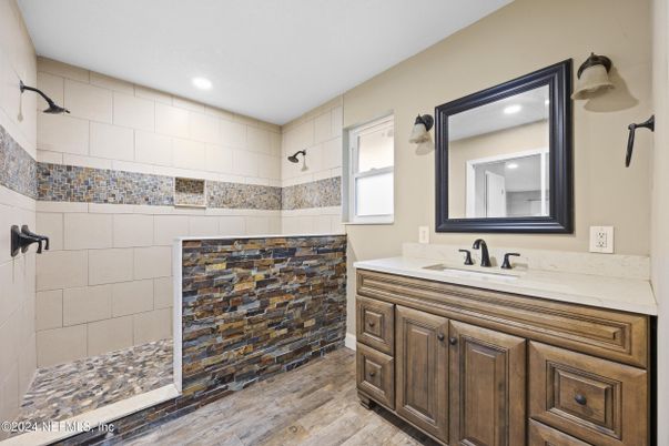 Bathroom, Interior, Recessed Lighting, Wood Texture Flooring
