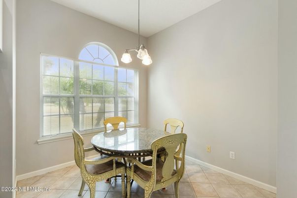 Dining room, Interior, Pendant Lights