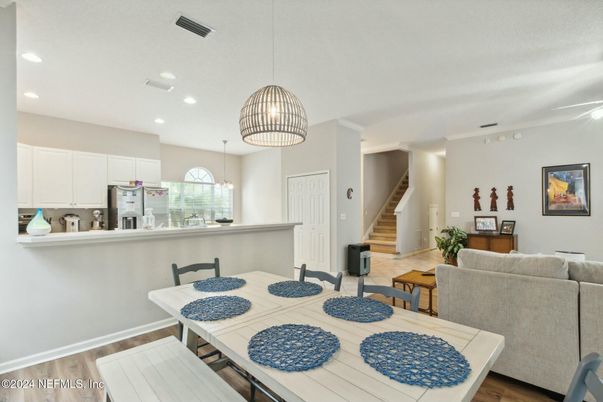 Dining room, Interior, Kitchen, Pendant Lights, Recessed Lighting, Wood Texture Flooring