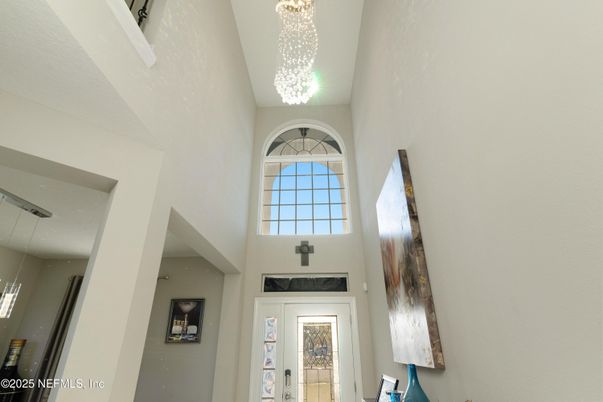 Chandelier, Interior