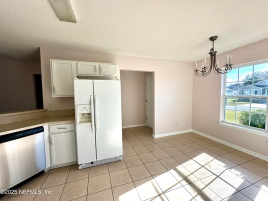Chandelier, Interior, Kitchen