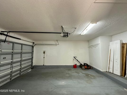Garage, Interior