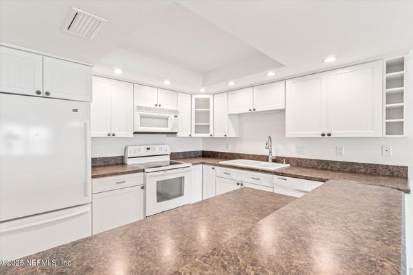 Interior, Kitchen, Recessed Lighting