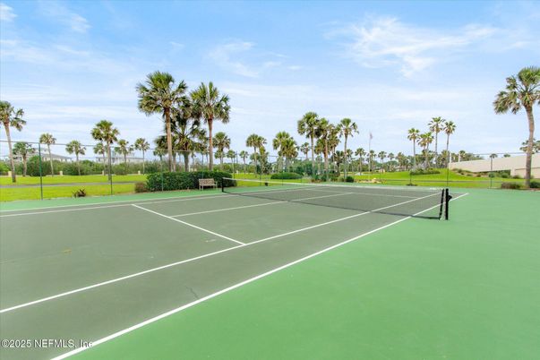 Exterior, Tennis Courts
