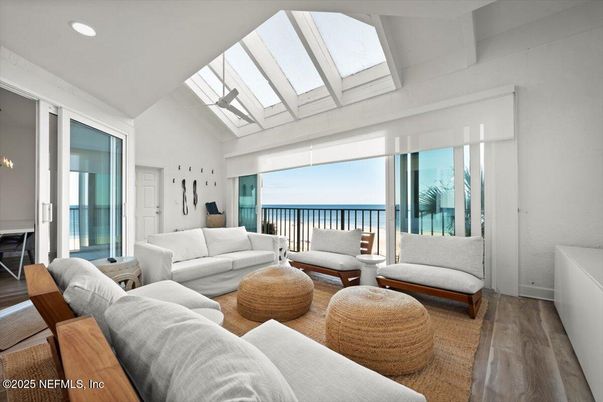 Interior, Living room, Recessed Lighting, Water, Wood Texture Flooring
