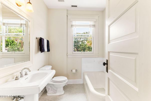 Bathroom, Interior