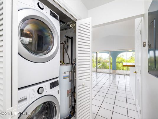 Interior, Utility Closets, Washer