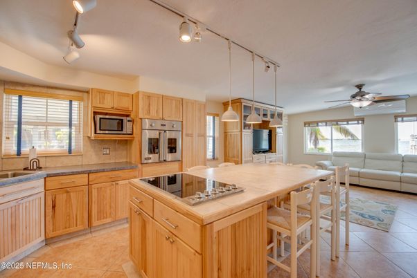 Dining room, Interior, Kitchen, Living room, Pendant Lights, Stainless Steel Appliances
