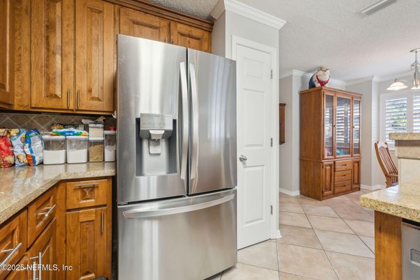 Interior, Kitchen, Pendant Lights, Stainless Steel Appliances