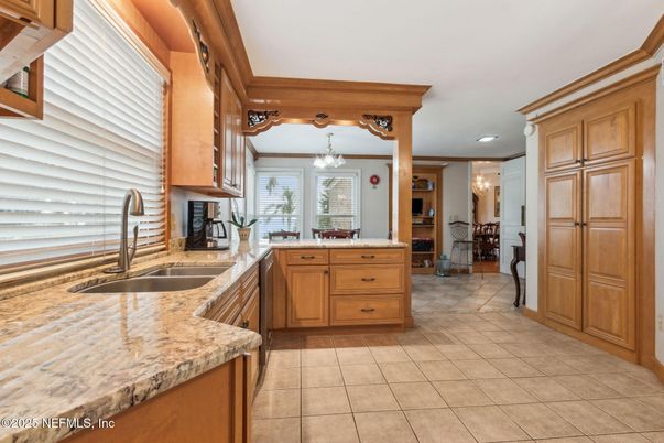 Chandelier, Interior, Kitchen, Recessed Lighting
