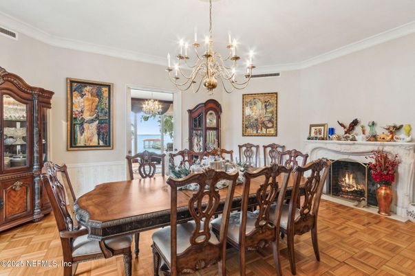 Chandelier, Dining room, Fireplace, Interior, Wood Texture Flooring