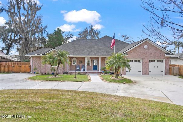 Attached, Exterior, Facade, Brick Facade, Ranch