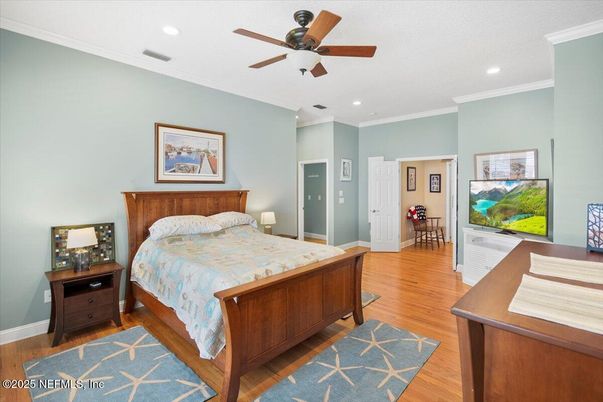 Bedroom, Interior, Recessed Lighting, Wood Texture Flooring