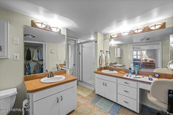 Bathroom, Dual Sink Vanities, Interior