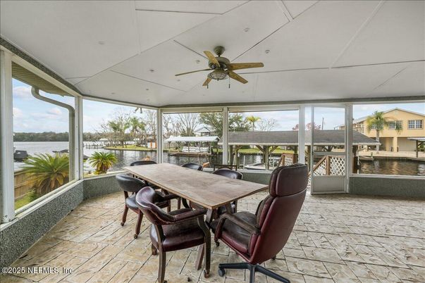 Dining room, Interior, Sun Room, Water