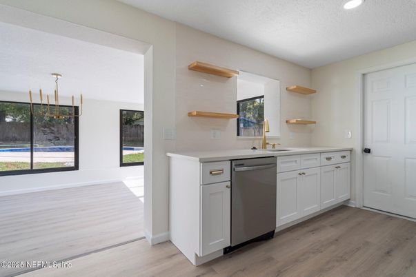 Interior, Kitchen, Pendant Lights, Recessed Lighting, Wood Texture Flooring
