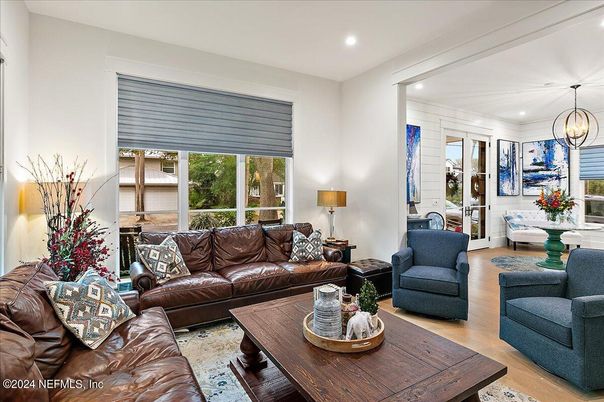 Interior, Living room, Pendant Lights, Recessed Lighting, Wood Texture Flooring