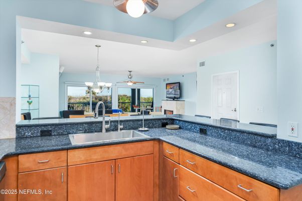 Chandelier, Interior, Kitchen, Pendant Lights, Recessed Lighting