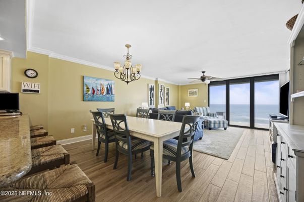 Chandelier, Dining room, Interior, Recessed Lighting, Water, Wood Texture Flooring
