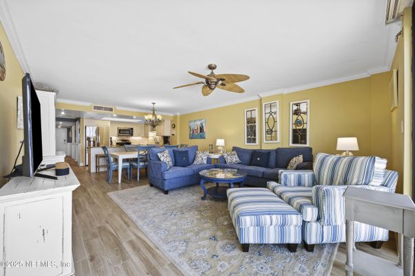 Chandelier, Dining room, Interior, Kitchen, Living room, Recessed Lighting, Wood Texture Flooring