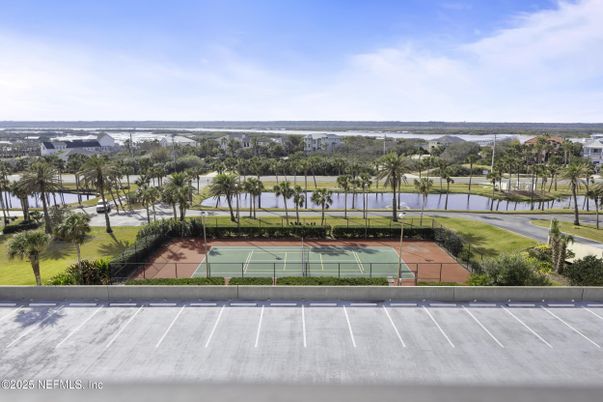 Exterior, Tennis Courts, Water