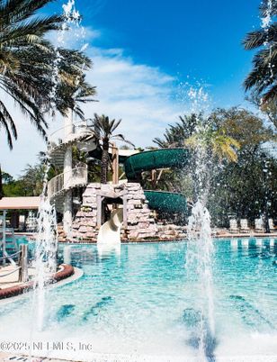 Exterior, Playground, Pool