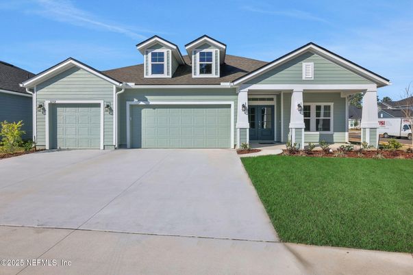 Attached, Exterior, Facade, Ranch