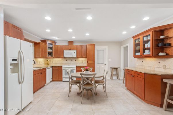 Dining room, Interior, Kitchen, Recessed Lighting